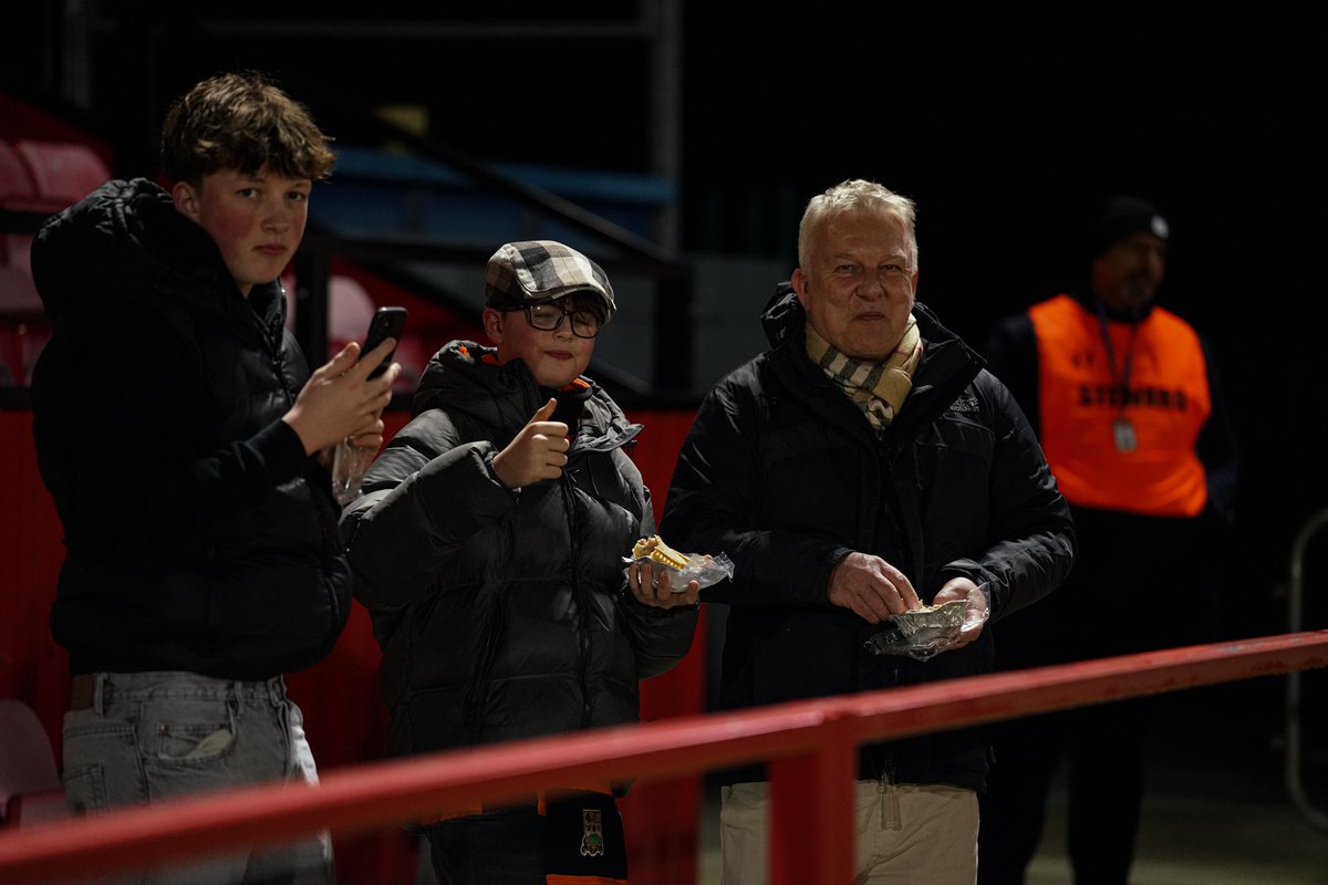 Barnet FC 🐝 tweet media