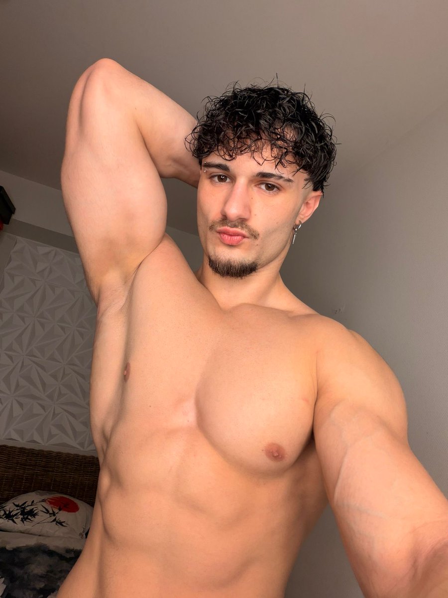 Tomas mrld tweet media