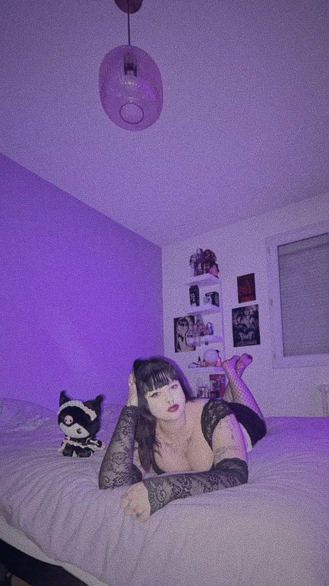 vivi 🖤 tweet media