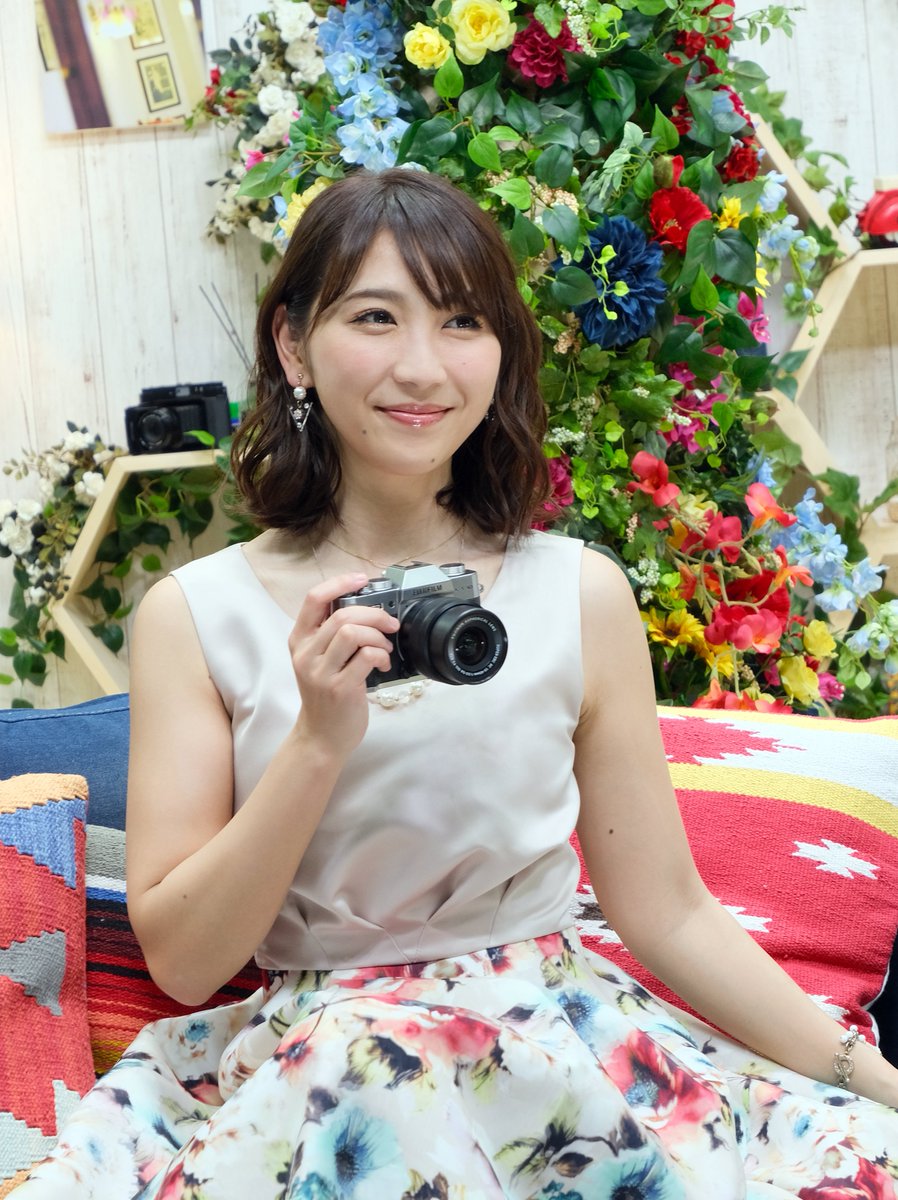 naokiyoshima's tweet photo. #CPplus2019 #CPplus 富士フイルムブースの渡辺順子さん。自分にとってはマイクを持っていないところを見られたレアな機会。 https://t.co/XaBbexuBar