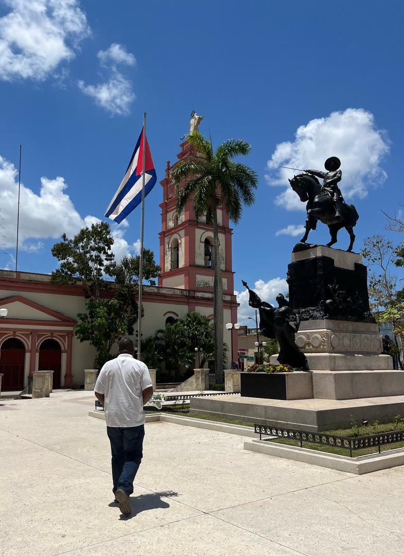 Hacia ti caminaré siempre, Mayor General Agramonte.  
Tu ejemplo de valentía, coraje y vergüenza no es estatua inmóvil, es fuerza viva que nos convoca a defender la Patria todos los días.
#PorCamagüeyTodo
#CubaViveEnSuHistoria