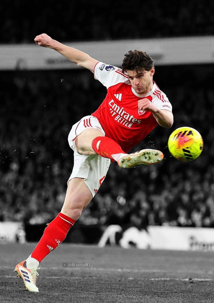 90+ Penalty for Arsenal in the champions league final...who is playing it ?

Saka 
Rice 
Odegaard 
Gyokeres