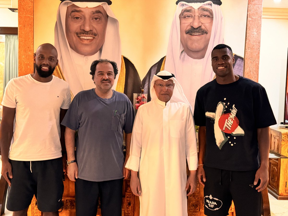 مبروك للعرباويه محترفين برازيلين بالدفاع عن طريقي وشكرا بوسعود