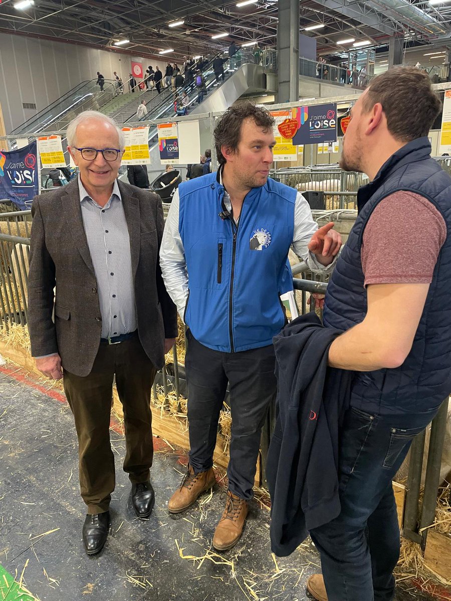 Eric de Valroger tweet media