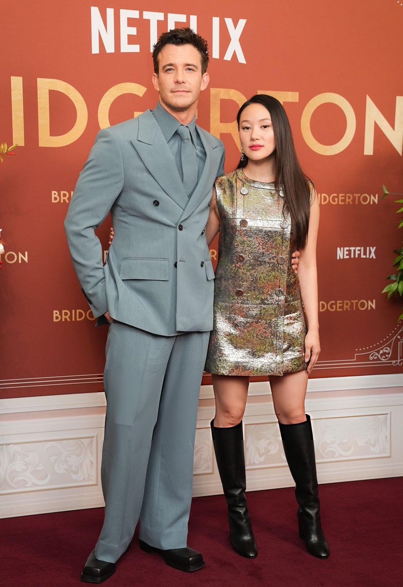 omg they’re gonna watch #those scenes with everyone 😭😭