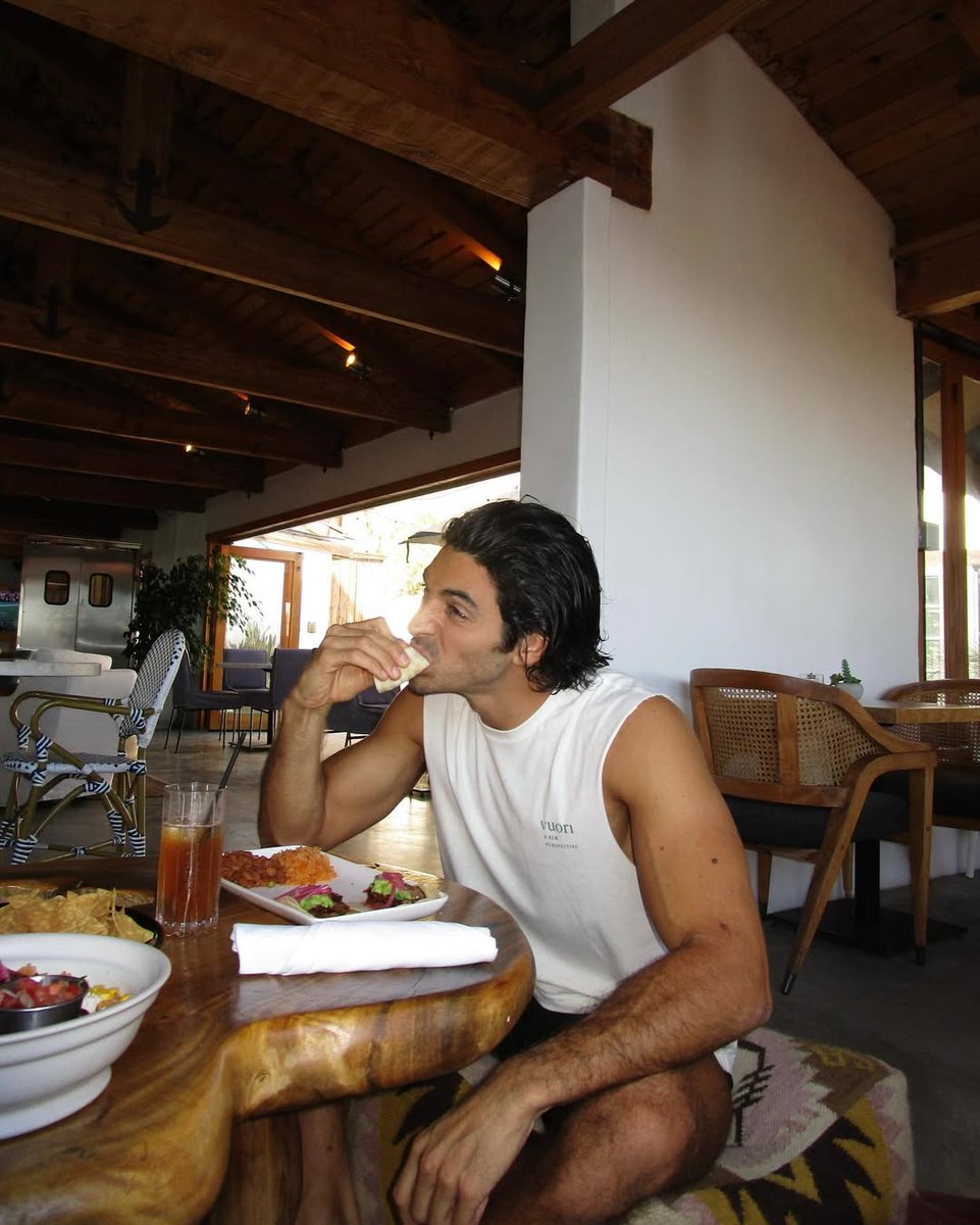 daily taylor zakhar perez tweet media