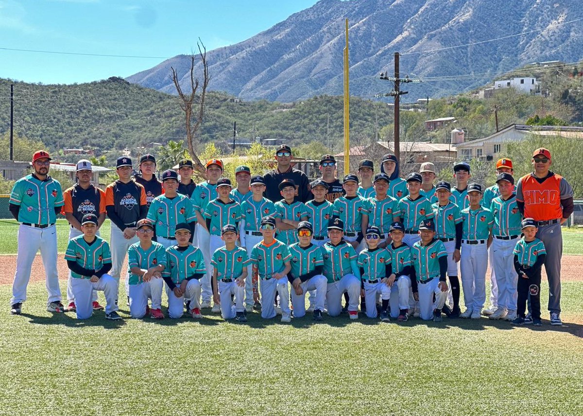 ClubNaranjeros's tweet photo. Nuestros coaches Sergio Valenzuela y César Hernández realizaron una visita técnica a las Academias Grupo México | Naranjeros en los municipios mineros de Cananea, Nacozari y Esqueda, Sonora. ⚾🍊

Durante su estancia, supervisaron y complementaron el trabajo tanto de alumnos como de entrenadores. ¡Bien hecho! 👏🏻

@GMexico_oficial