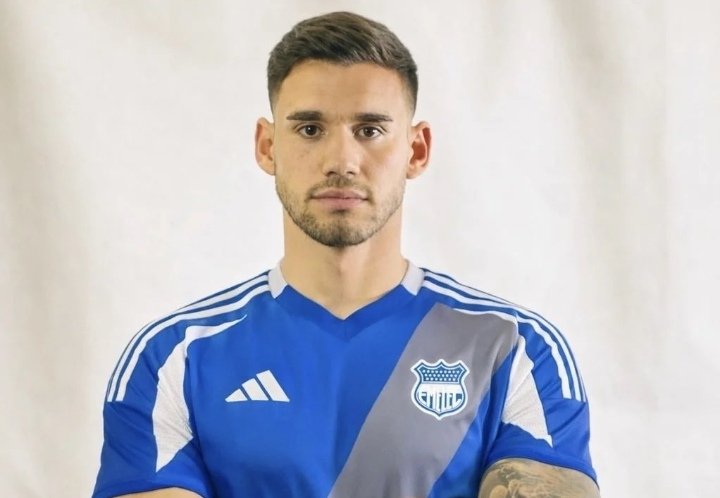 ¡OTRA NOVELA! 🙄

José Alonso - Presidente de Colon: "Recurriremos a FIFA y advierto qué Emelec deberá responder si lo contrata".

Más problemas, ahora con el tema José Neris. 👀

#AguanteBombillo