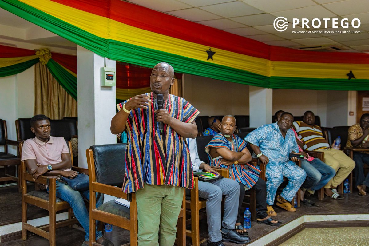 #PLASTICPUNCH tweet media