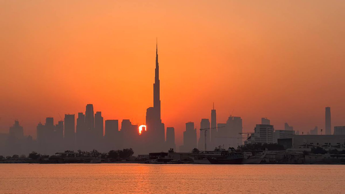 Nx_BeckyCai's tweet image. Dubai sunset 🌇
Old money sleeps, on-chain never does.
#Web3 #BUIDL