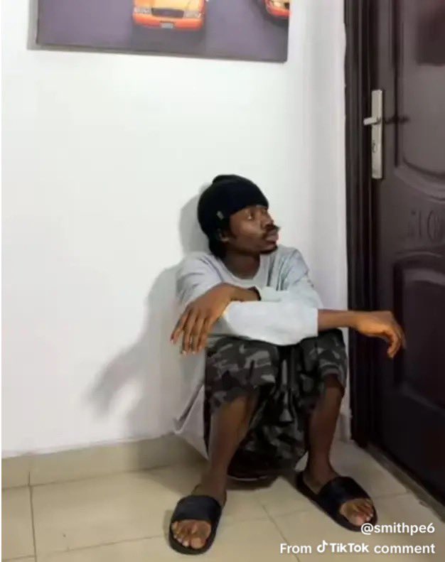 sweet_boy_marv's tweet photo. You Dey suffer, you Dey streak snap give me
With your poor lifestyle, wetin you wan show me wey I never see before 😒 https://t.co/uhD2rac8yc