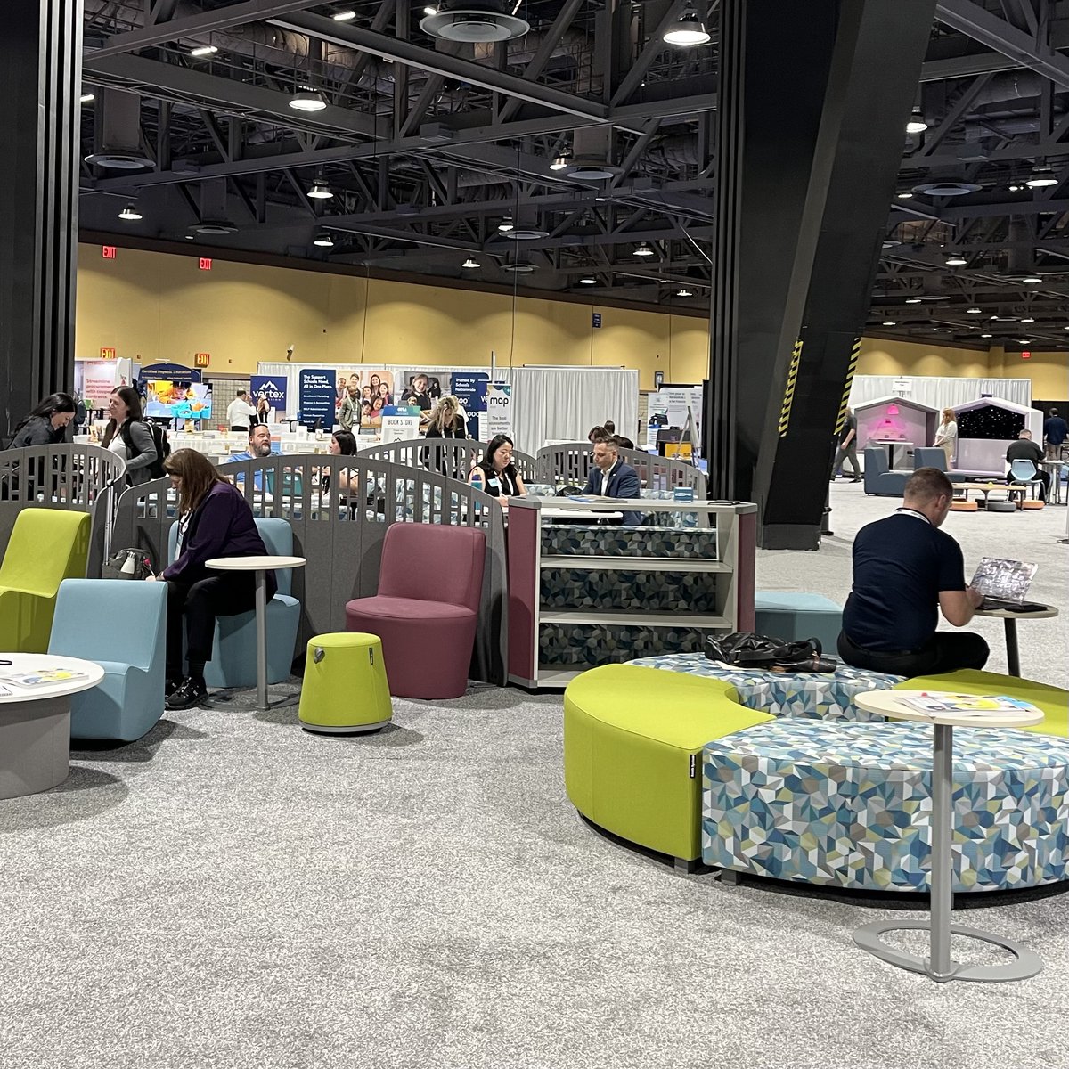 Smith System tweet media