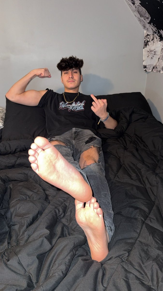 ÄłphäCaśšh tweet media