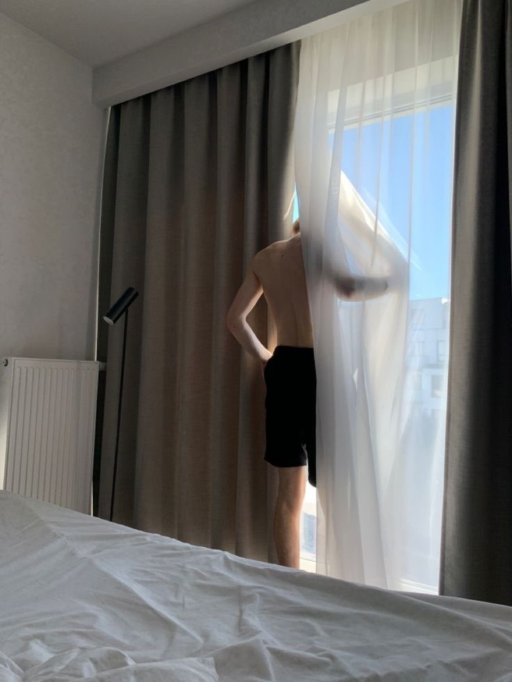 ☁️🌙

𝘓𝘢 𝘭𝘶𝘯𝘢 𝘤𝘦𝘳𝘤𝘢𝘥𝘢, 𝘥𝘦 𝘭𝘭𝘶𝘷𝘪𝘢𝘴 𝘤𝘢𝘳𝘨𝘢𝘥𝘢.