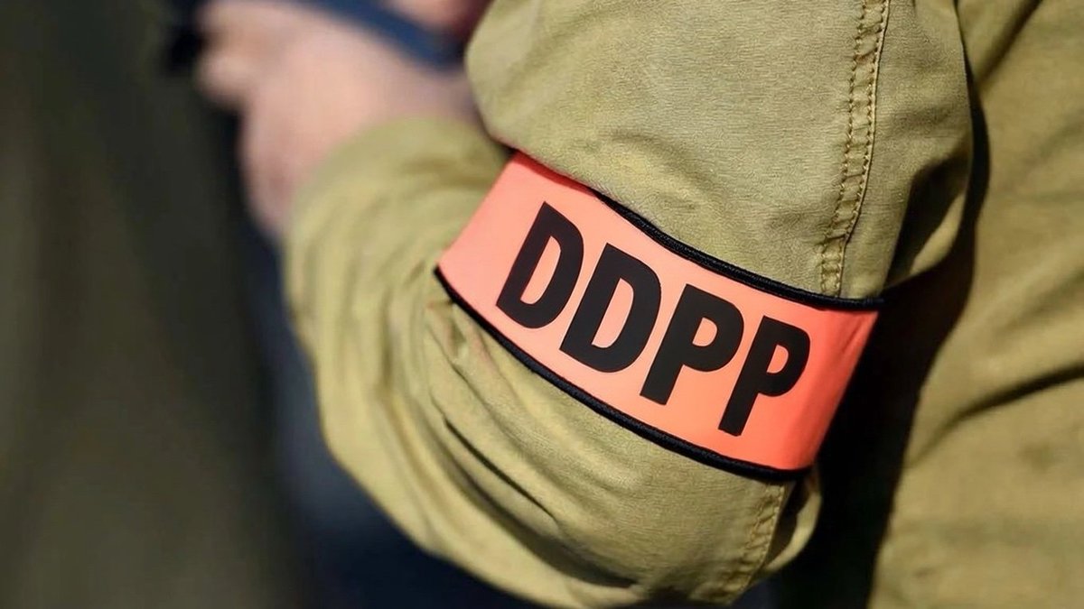 info_Paris_IDF's tweet photo. 🔴 FLASH - #Gonesse : "O’Salon" et "Barber Style" fermés.

👉 Le préfet a ordonné la fermeture administrative de ces deux salons de coiffure pour défaut de qualification professionnelle, absence d’affichage des prix et non-remise de note au client. (Prefet95) #ValdOise https://t.co/TfOumKnprf
