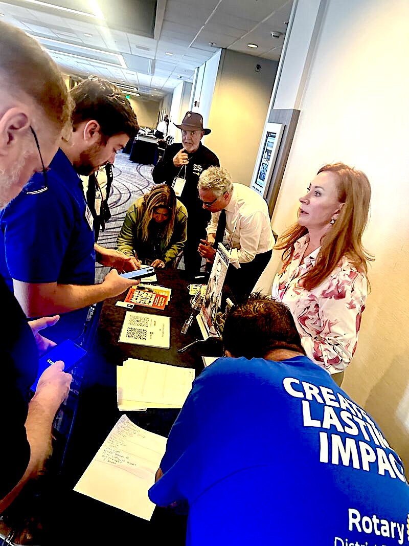 MichaelACaruso's tweet photo. #TheRedhead and me signing books after my keynote at a leadership event in #LosAngeles #California. https://t.co/AZhBqpO1wg