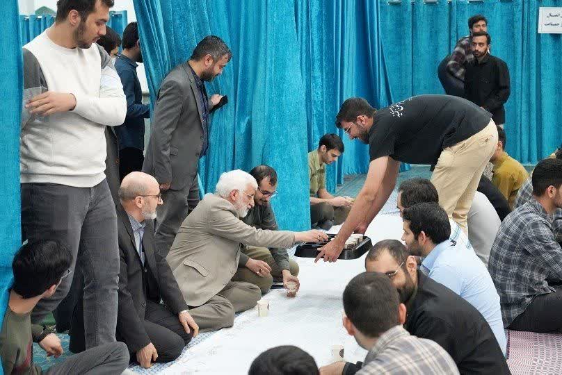 ۳روز بعد ماجرای د‌انشگاه شریف، میره شریف.
حالا منفعله و یه جا نمیشینه؛
اگه منفعل نبود چی می‌شد!؟

خدا به منتقدان بی‌انصاف، انصاف بده
#ذخیره‌ی_انقلاب