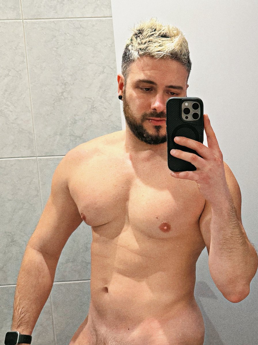 Don't wanna cook, send food 🌚🫦