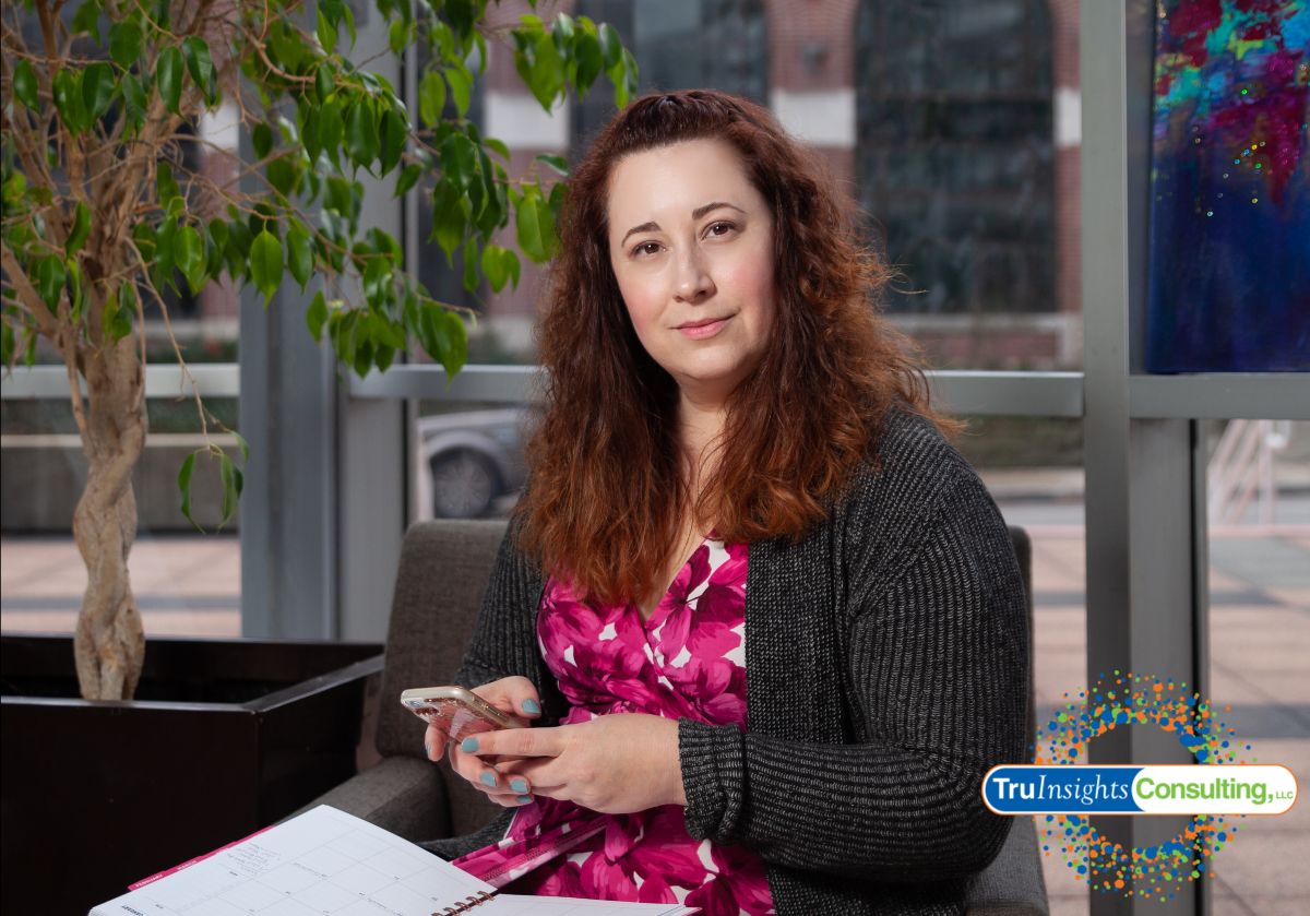 I write marketing insights for non-marketers. Just 1 email a week. 3 minute read. Built for small businesses and soloprenuers. Sign up --> bit.ly/327ZpjL