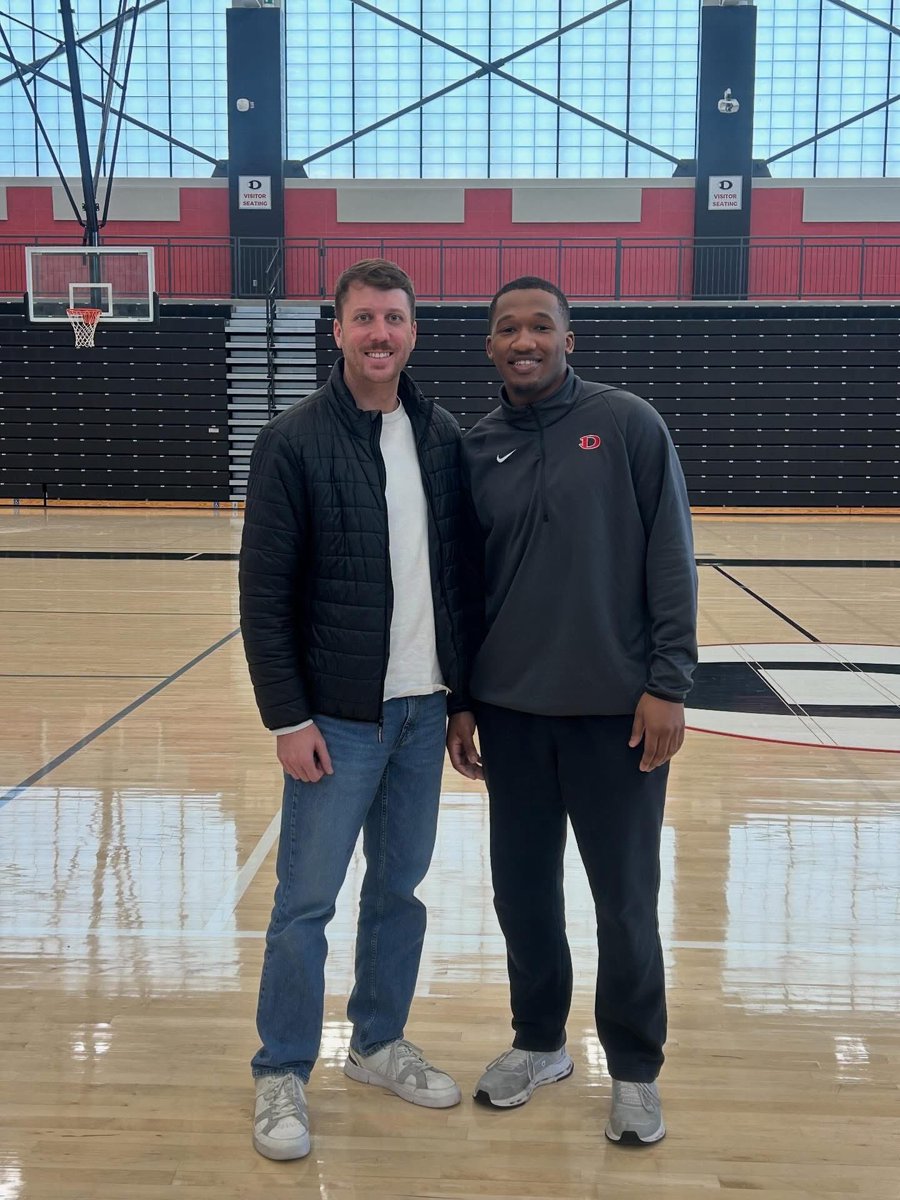 Season Builder tweet media