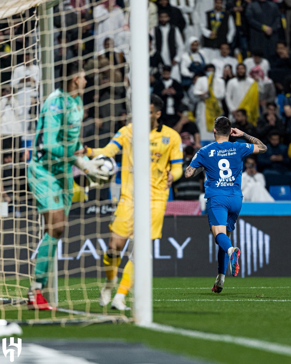 قصة الهدف الأول 📸⚽️