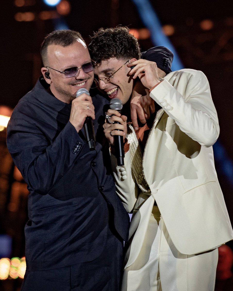 Goditi questi giorni, e divertiti, a me non devi dimostrare nulla, sono già orgoglioso del figlio e dell’artista che sei.
Ti amo💙