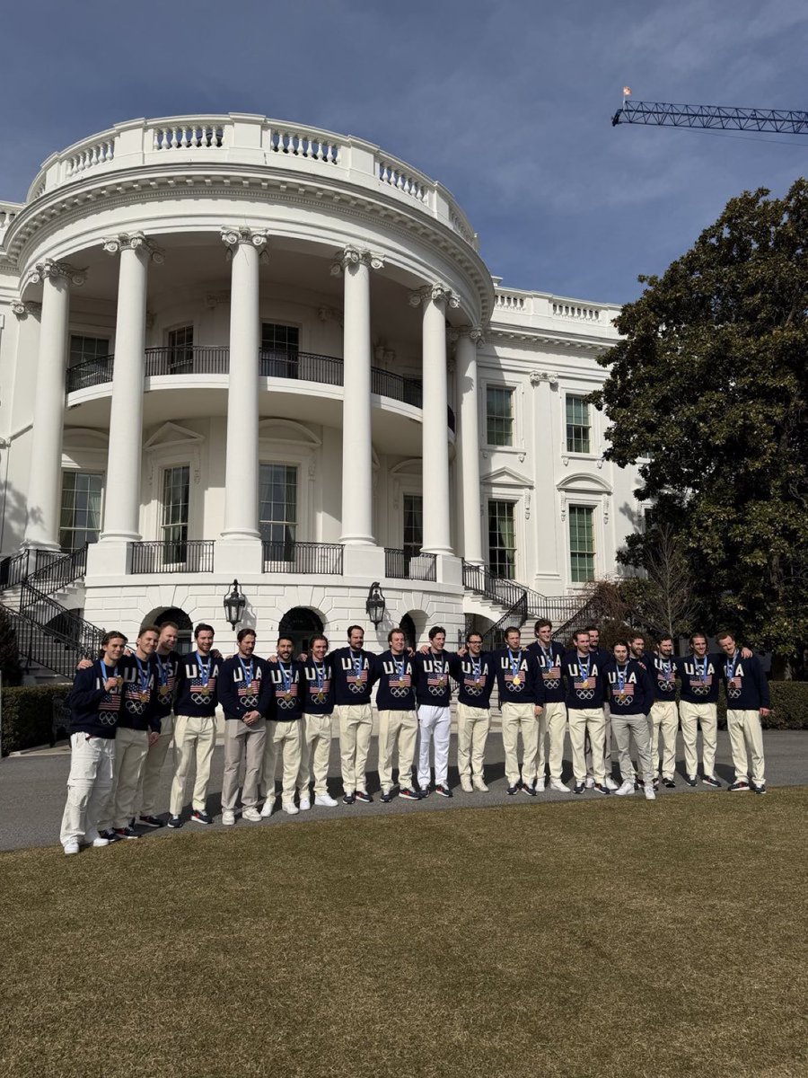 Team USA pulled up to the White House 🥇