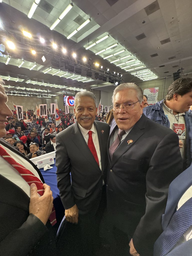 Felicidades Mtro @tereso_medinar por ser electo Srio Gral CTM <a href="/CTM_MX/">CTM Nacional</a> , así como al Lic. Doroteo Zapata <a href="/CTM_CHIH/">CTM CHIHUAHUA</a>  por su elección como Srio Gral Adjunto de dicho Comité.

Agradezco la confianza para presidir la Comisión Nal. de Contraloria y Justicia 2026-2032.
¡Viva la CTM!