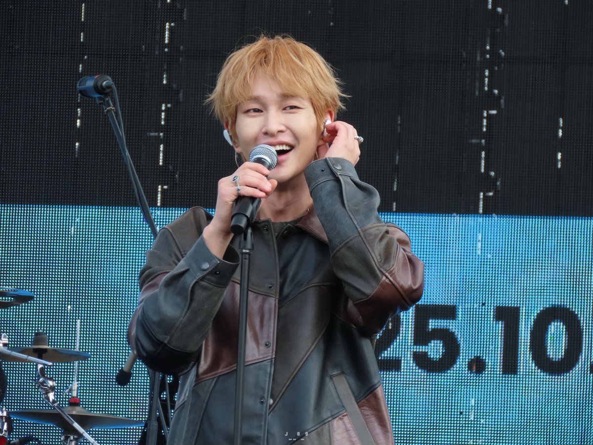 온유 #ONEW #オニュ@SHINee @ONEW_GRIFFIN