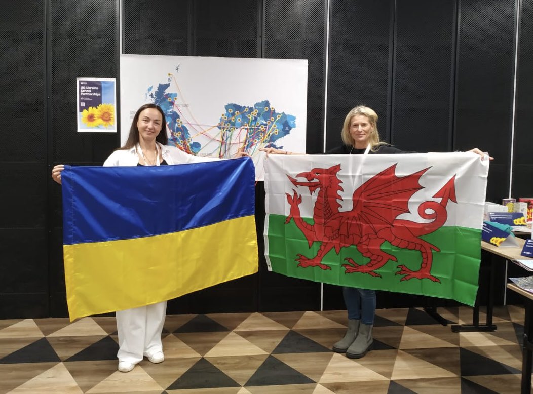 British Council Wales tweet media