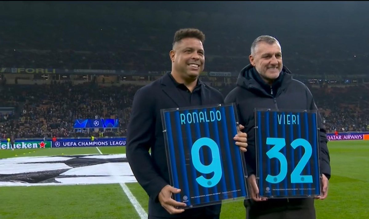 Ronaldo Luiz Nazario &amp; Christian Vieri

Sama-sama diboyong Inter dengan rekor transfer (beda tahun) &amp; digadang-gadang sebagai tandem impian

Nahas, mereka hanya pernah bermain bersama dalam 11 pertandingan &amp; hanya 2 laga bermain penuh

Walau main bareng dalam sedikit
