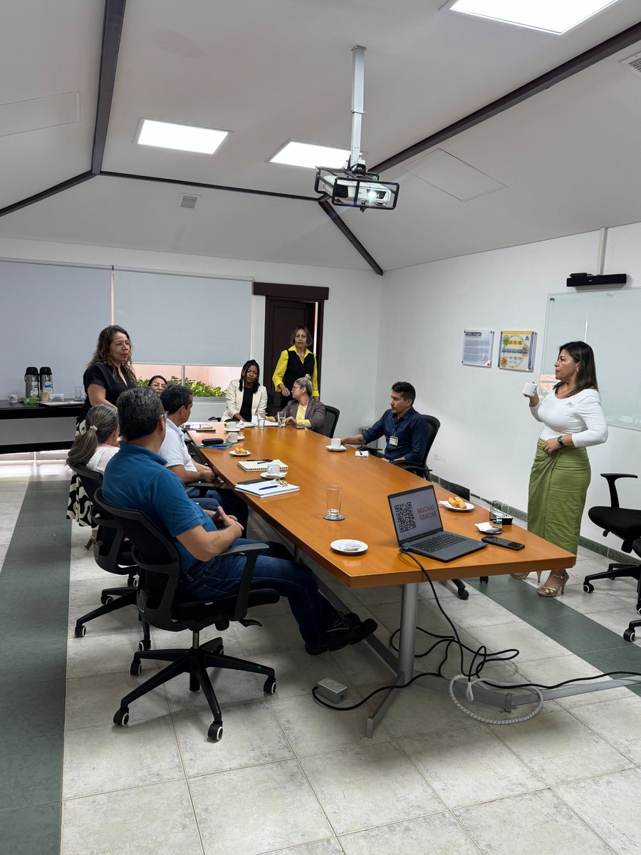 ZFPalmaseca's tweet photo. En Zona Franca Palmaseca realizamos el Taller Enfoques Estratégicos de Compensación frente al Impacto Salarial, generando acciones concretas que fortalecen a nuestras empresas usuarias.

Seguimos creando valor y alianzas, porque su crecimiento es nuestro compromiso.

#ZonaFranca https://t.co/kulAJPTT3j