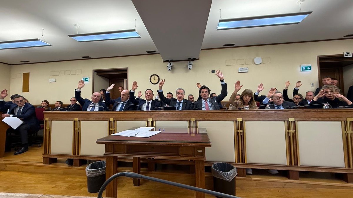 Maurizio Gasparri tweet media