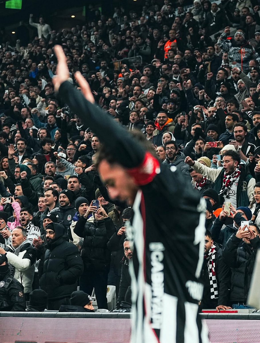 Takipleşme etkinliği 🦅

Beni takip et 🦅
Yoruma gt yaz 🦅
Gönderiye rt at 🦅