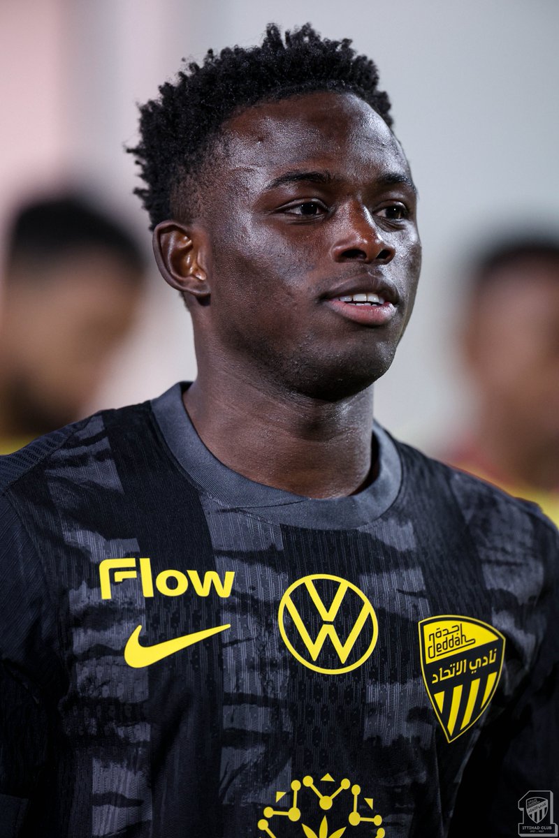 📸| لقطات من لقاء #الاتحاد_الحزم ⚽️