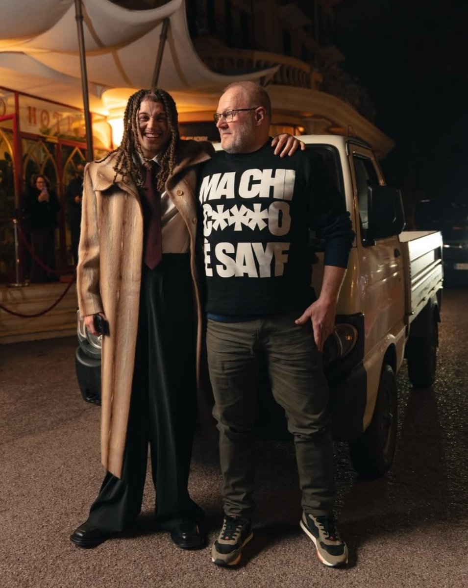 Sayf e papà Sayf che vanno in giro per Sanremo col furgoncino: già stan account #Sanremo2026