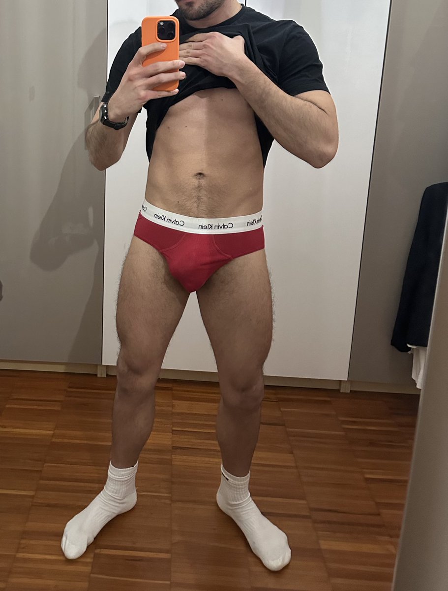 Vaporeon tweet media