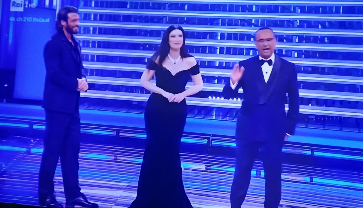 My Cano is looking  so fineee look how happy he is 🤍✨️ #CanYaman #Sanremo2026