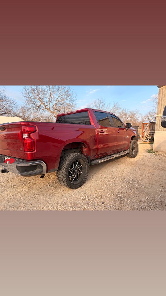 terry_palacio's tweet photo. @SiimplyGrinding Got my first truck under my name without a co signer https://t.co/6XalKriUqb