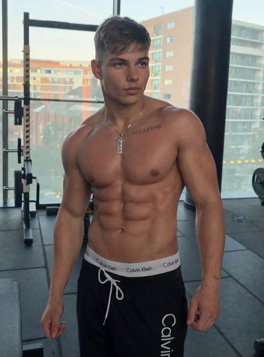 calloso (@gluck_143) on Twitter photo 