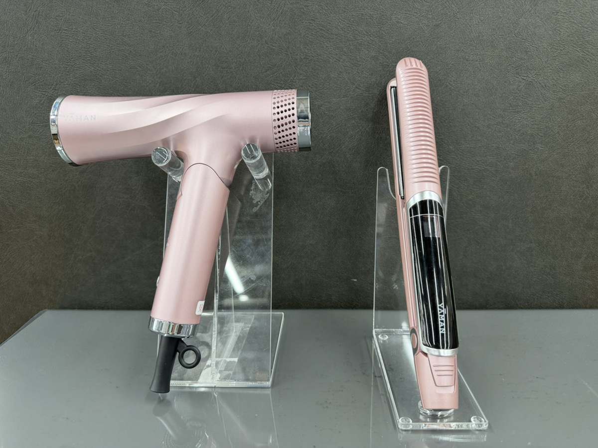 地下1階理美容コーナー】 YA-MANの大人気商品の新色が期間限定で登場