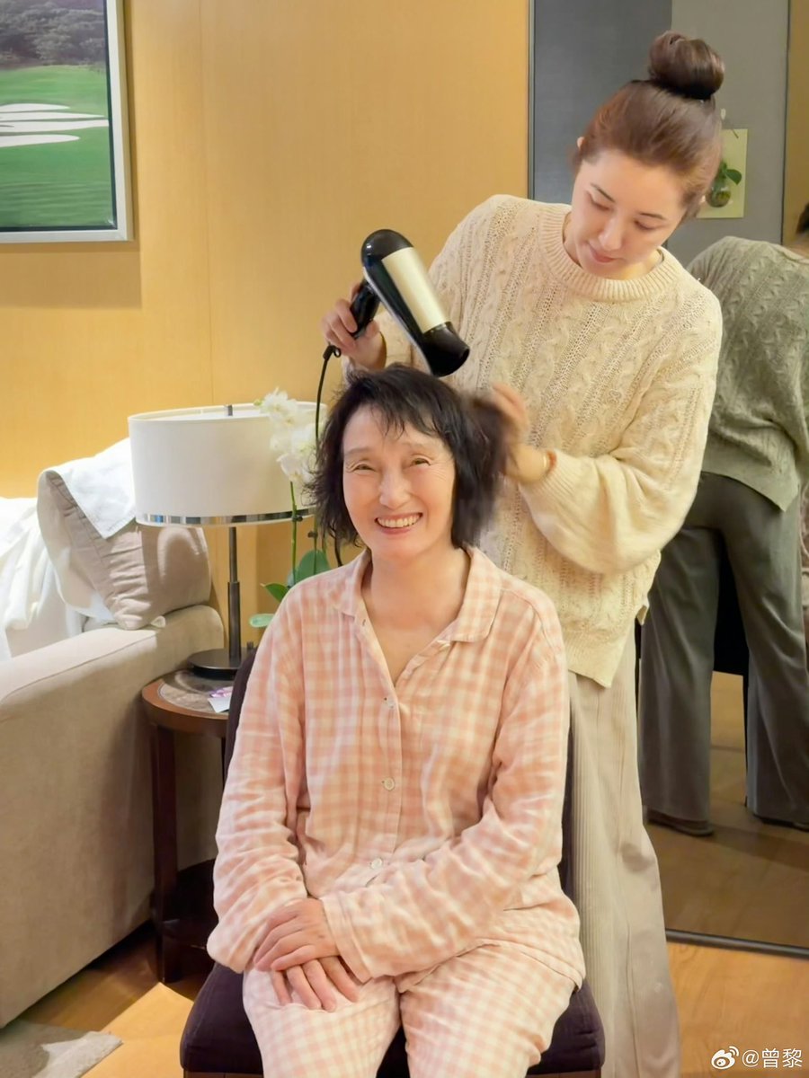 เจิงหลีกับมาม๊า ❤️🫰🏻
ยัยเด็กน้อย 5 ขวบของแม่ น่ารักกกก 🥰

曾黎姐姐🍐🫶🏻❤️

#เจิงหลี 
#zengli #ZengLi 
#曾黎