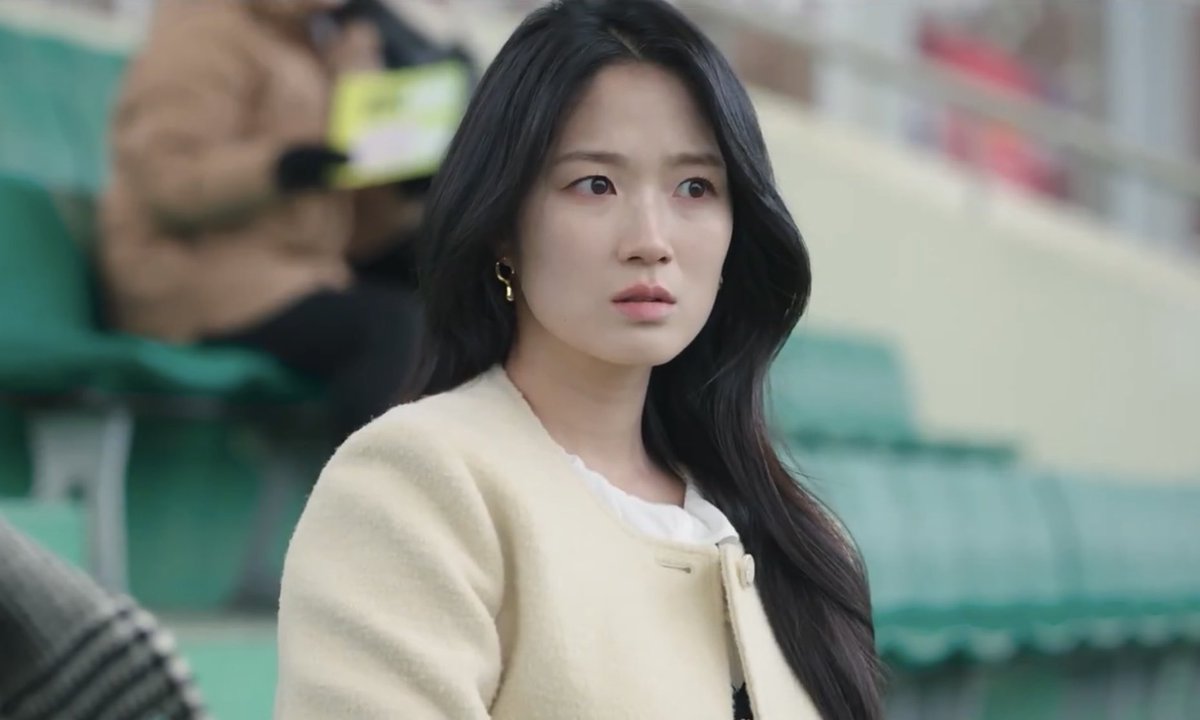 woohyepics_'s tweet photo. kim hyeyoon soooo beautiful 🥹🫠💛

#KimHyeyoon #김혜윤 #NoTailToTell 🦊 https://t.co/la65uoIoEs
