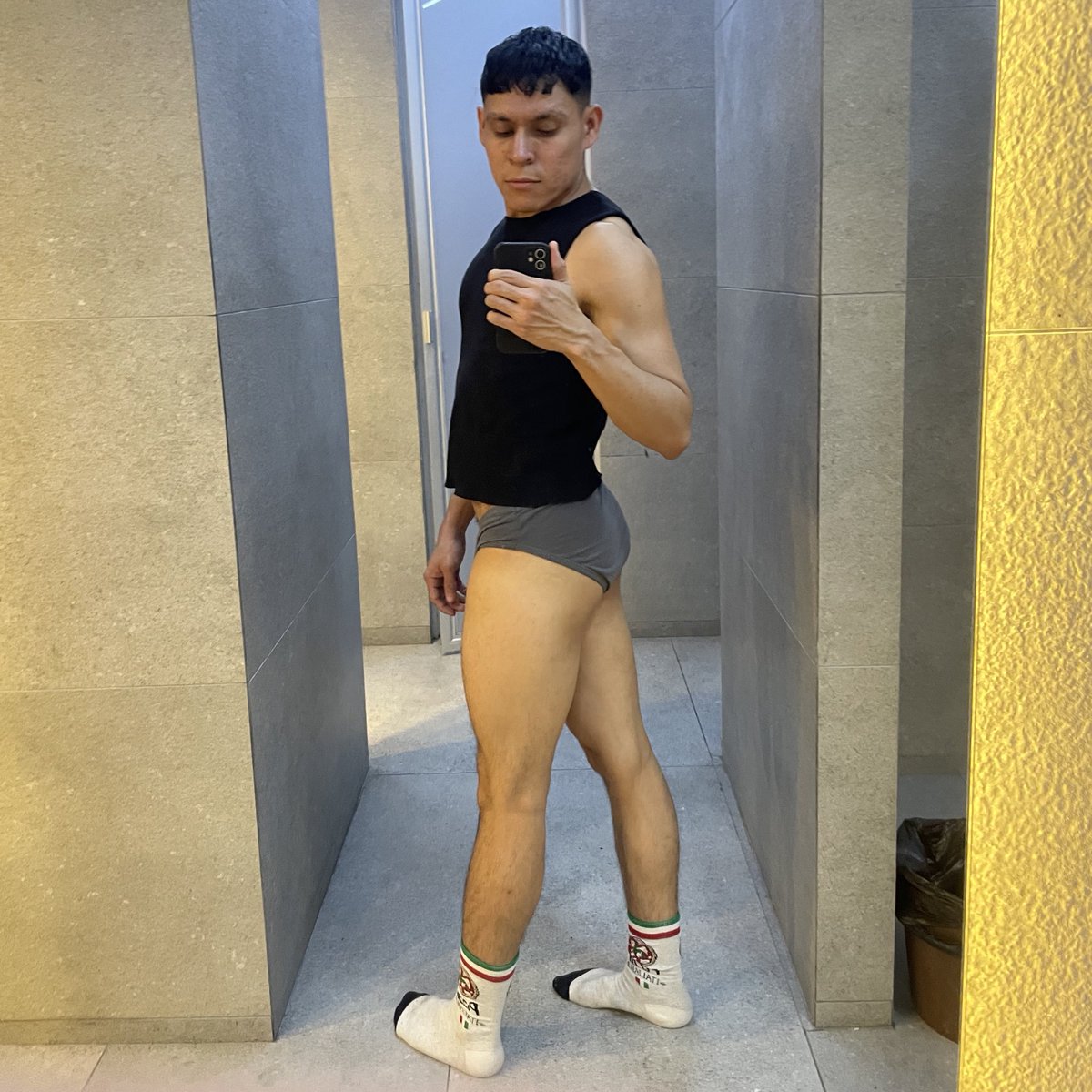 🩲🔥 #presumetuscalzones 
<a href="/Osvish23/">Osvi</a> #realundies