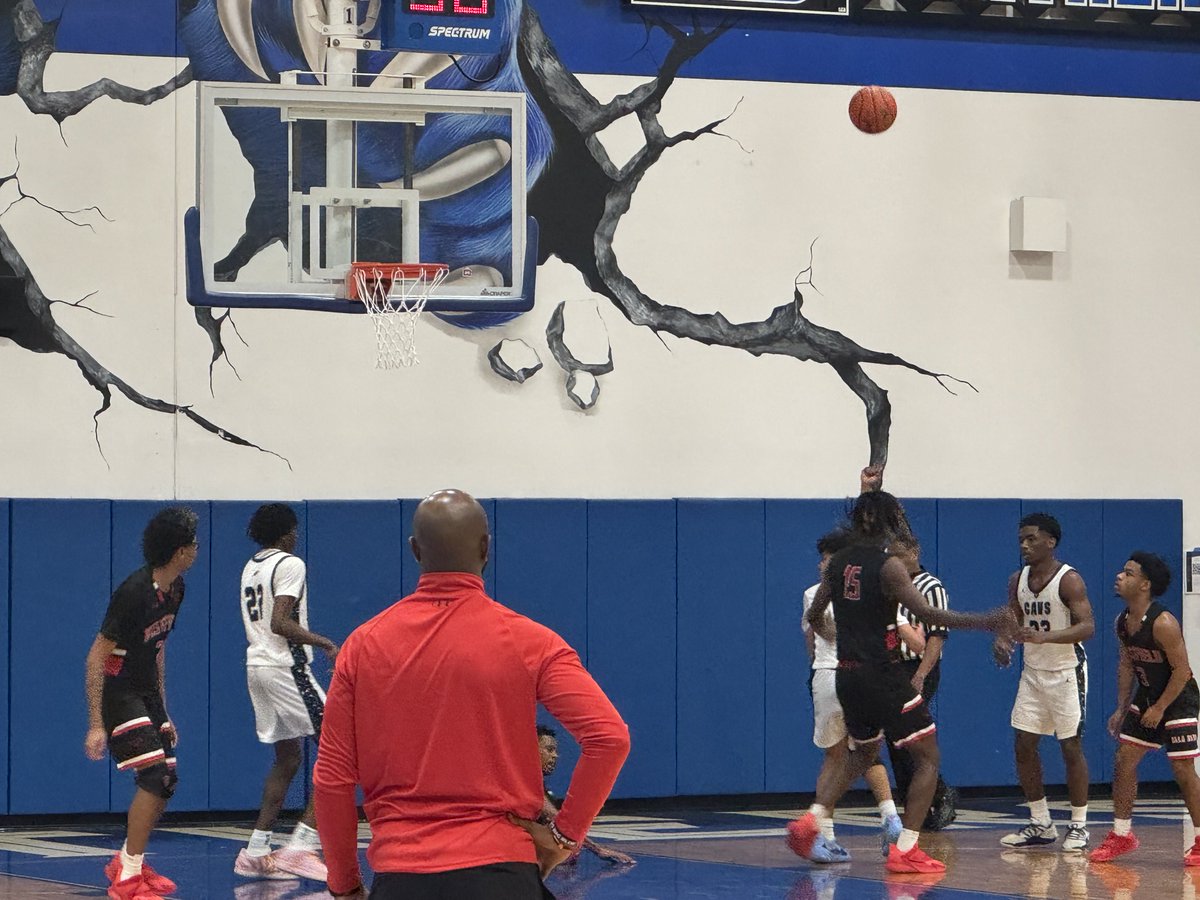 Coach Derrell Oliver tweet media