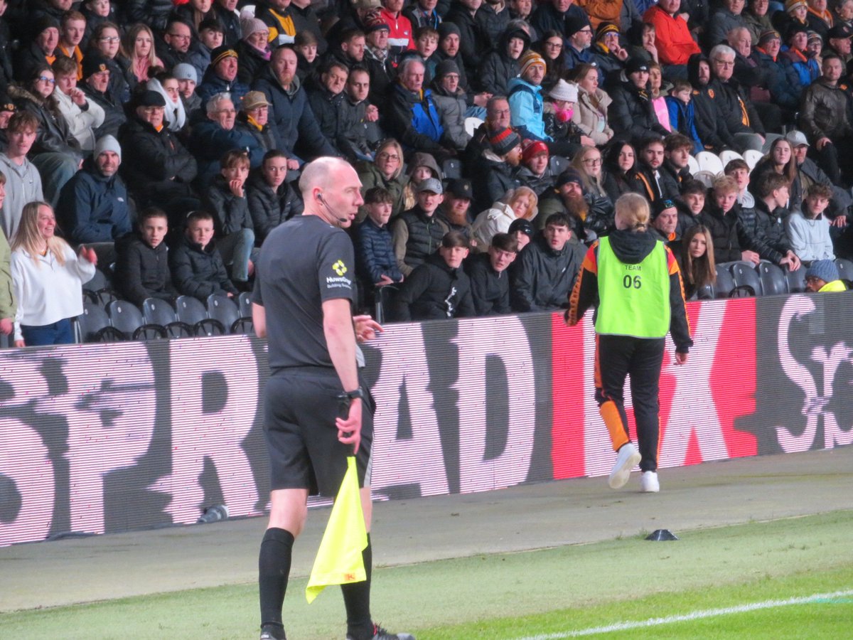 lucynorthstandram tweet media