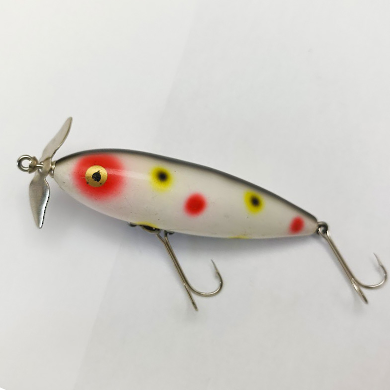 フロント水車はあまり出回ってないがザラⅡにペラを付ければOK。 ペラ