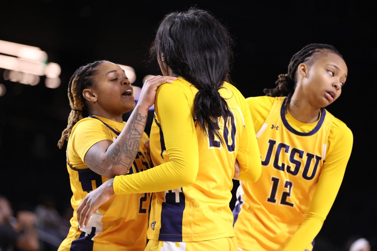 JCSUSports's tweet photo. A hard-fought battle in the CIAA Tournament. 🏀
The Golden Bulls competed with heart and determination against Virginia Union, but fell short, 59–48. Proud of our student-athletes for the fight, resilience, and pride they showed all season. 💛💙
#GoldenBulls #CIAATournament https://t.co/L3rWUVdoIz