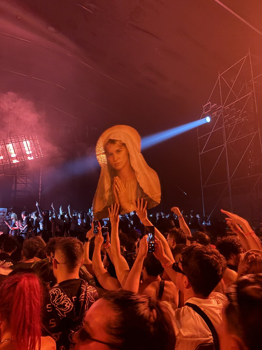 Pa’ que no digan que uno no va a misa.