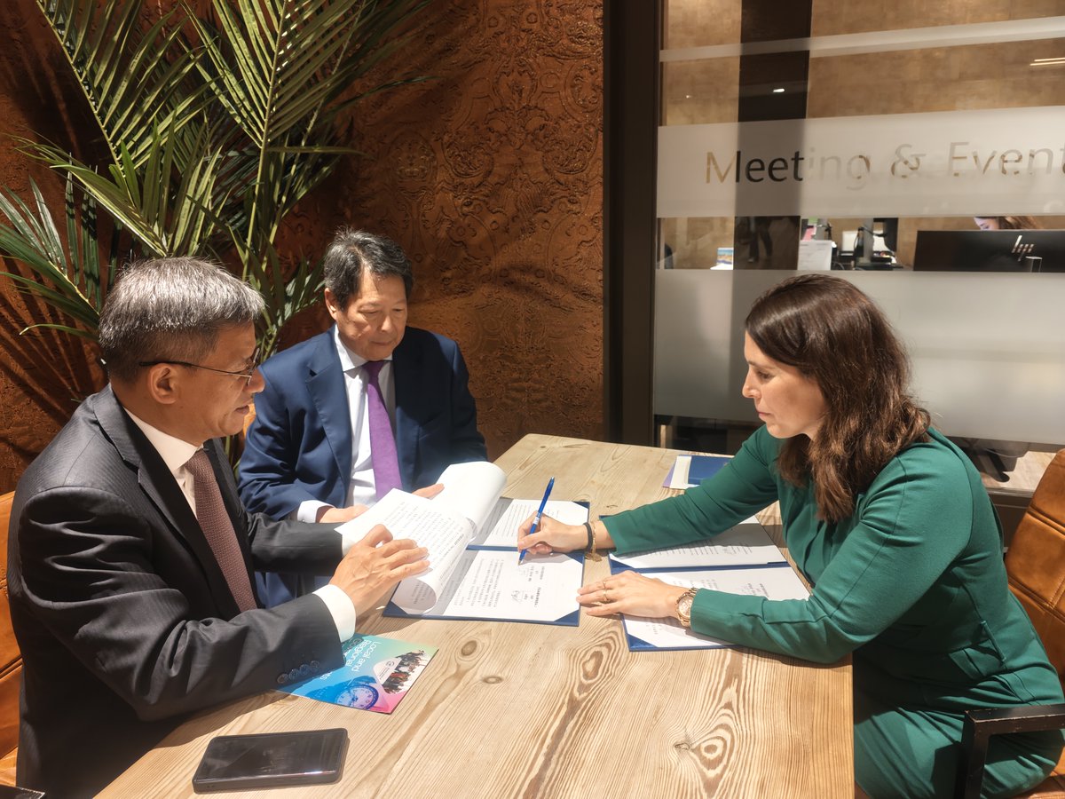 Guangzhou Award tweet media